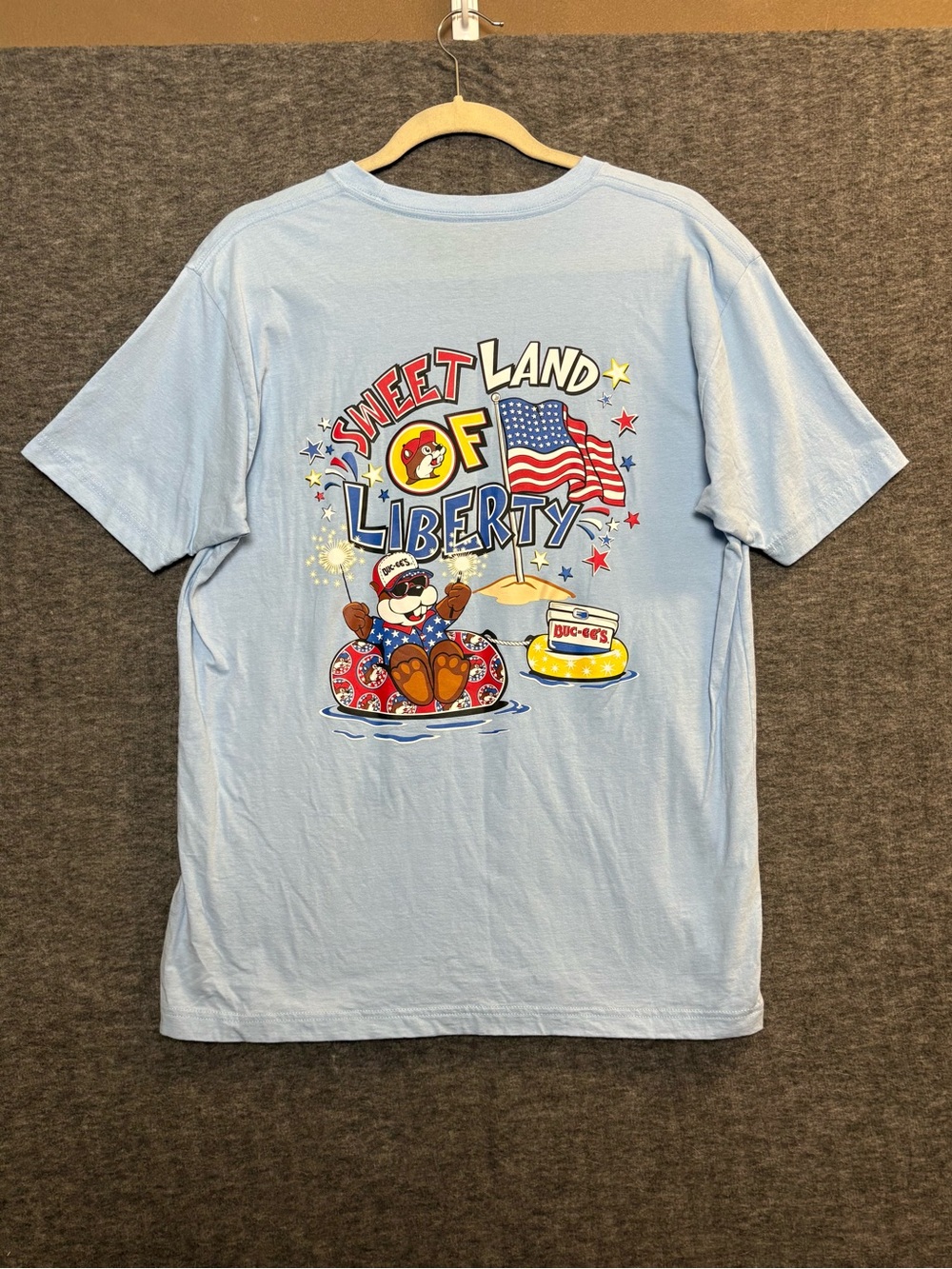 Buc-ees 2025 4th of July Authentic Blue Sweet Land Of Liberty T-Shirt Adult Sz L - Picture 4 of 7